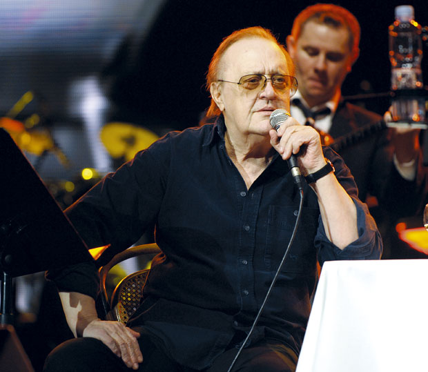 Арсен Дедић: Знам ћирилицу, а говорим и руски